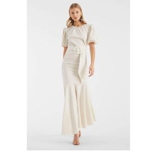 NWT $650 Sachin & Babi Elegant Cream Maxi Dress with Puff Sleeves size 8